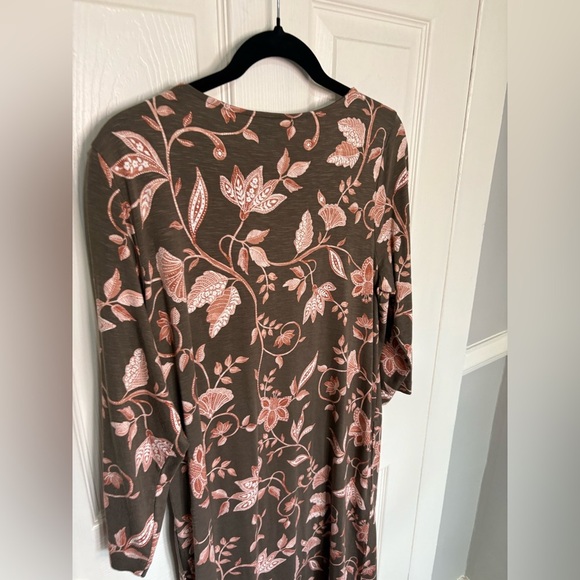 J.Jill 3/4 Sleeve Stretch Knit Dress in Brown & Pink Floral | Size Medium - Picture 9 of 12
